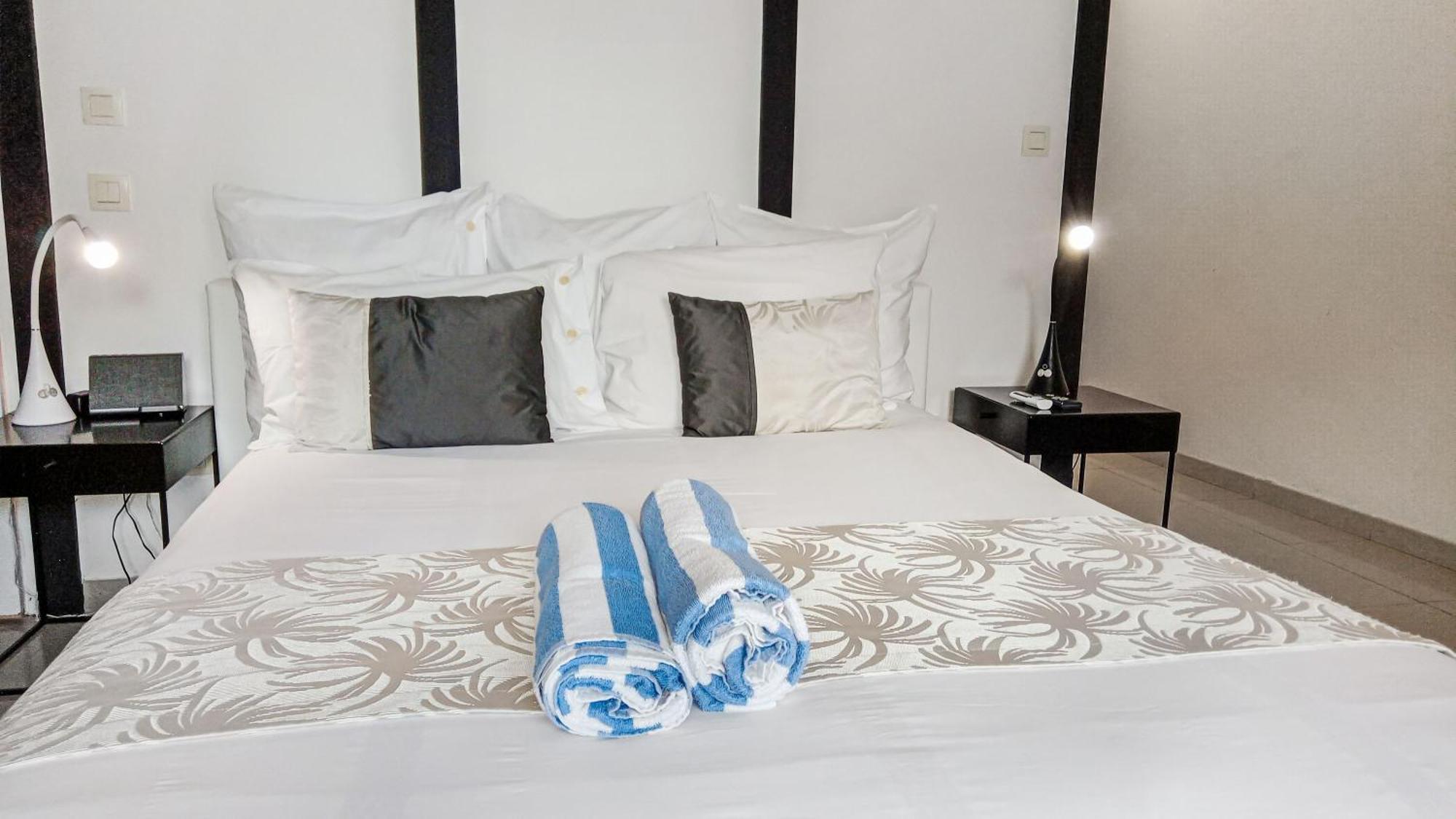 Residence Catalina Apt 3 グランカーズ エクステリア 写真