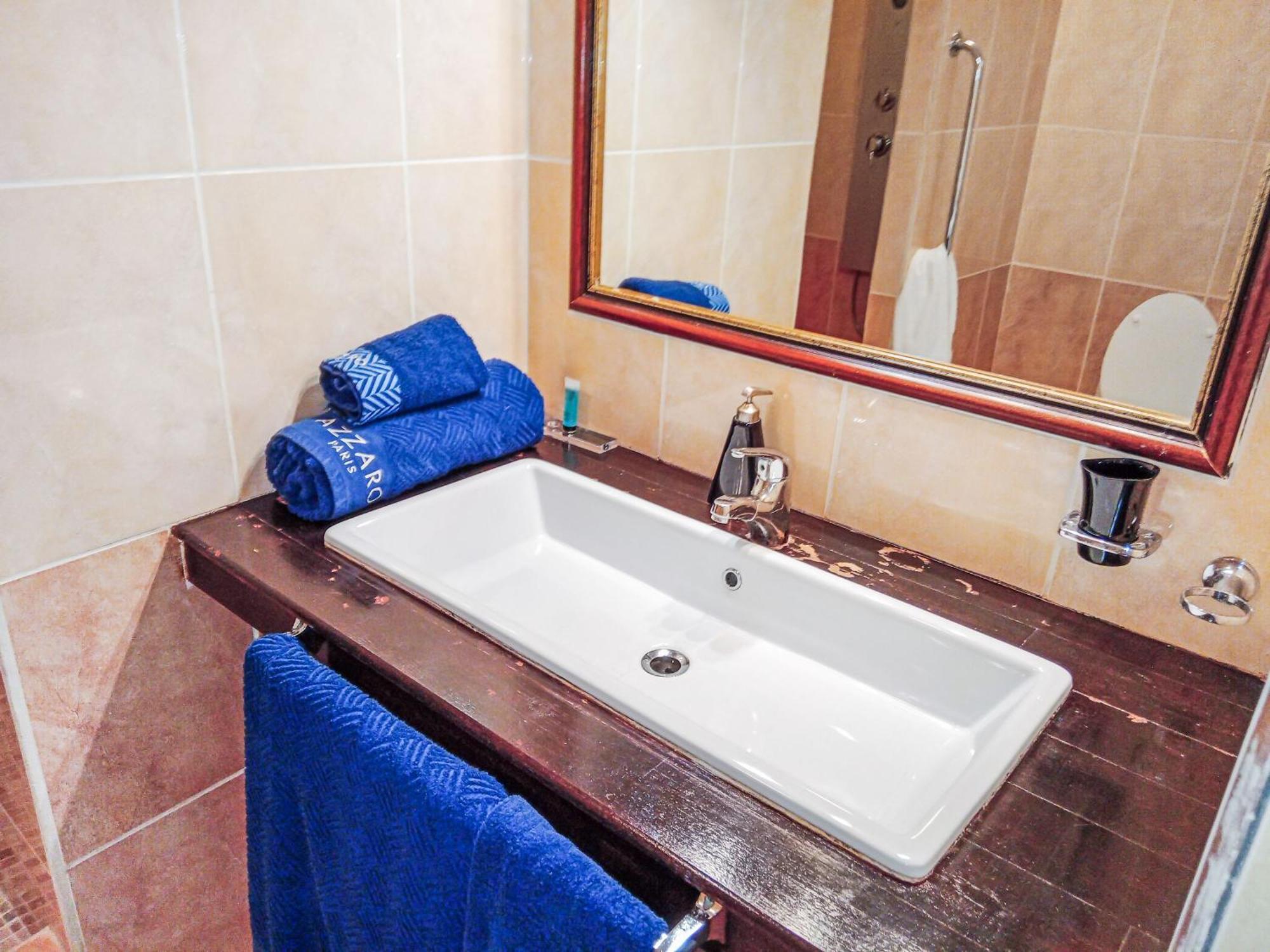 Residence Catalina Apt 3 グランカーズ エクステリア 写真